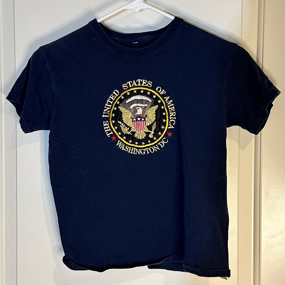 Vintage-style Presidential Seal Washington DC Baby Tee🦅